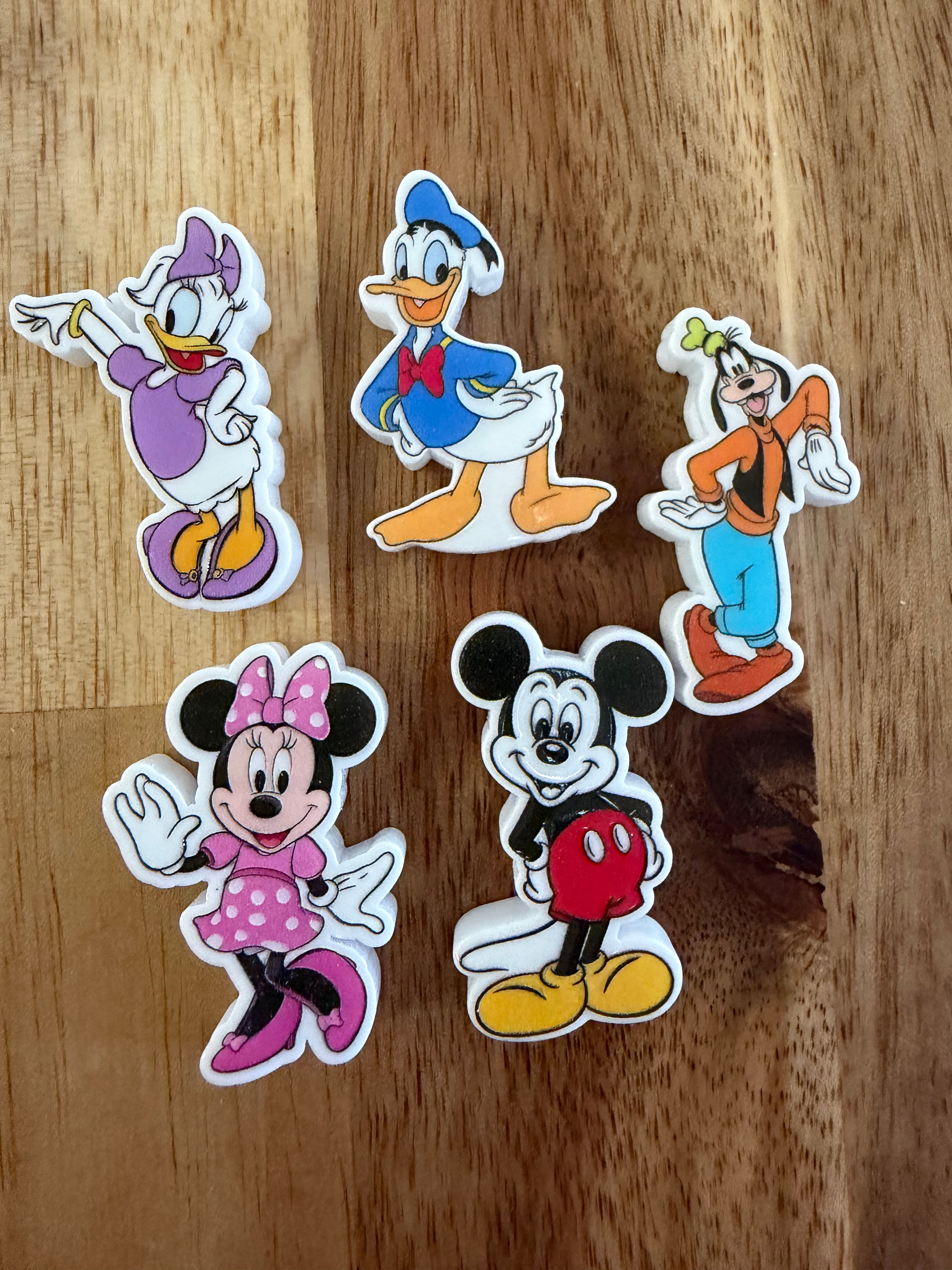 Fab Five acrylic focal set